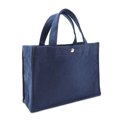 Kleine vilten tas voorzien van drukknoop